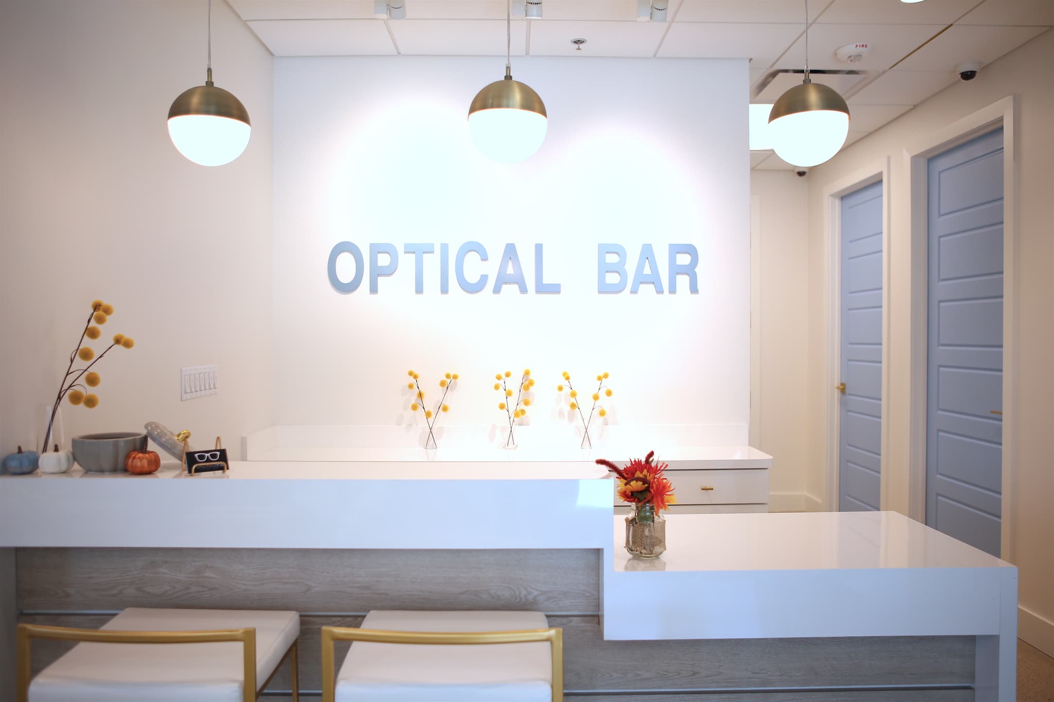 Optical Bar — Commercial Design